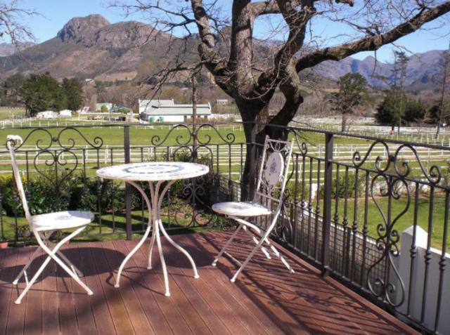 Auberge La Dauphine Guest House Франшхоек Екстериор снимка
